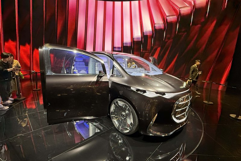 Foto: SP-X/Benjamin Bessinger Mercedes Vision V: Kommt Zeit, kommt Raum Foto: SP-X/Benjamin Bessinger Mercedes Vision V: Kommt Zeit, kommt Raum